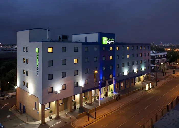 Holiday Inn Express Park Royal By Ihg Londres